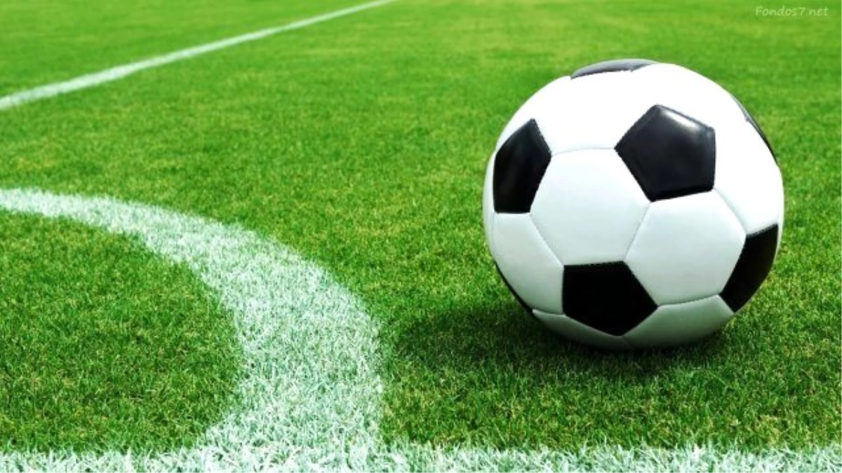 Futbol Tarihi ve İstatistik Kurumu 2014 Yılının "En İyi Oyun Kurucusu"Nu Belirledi