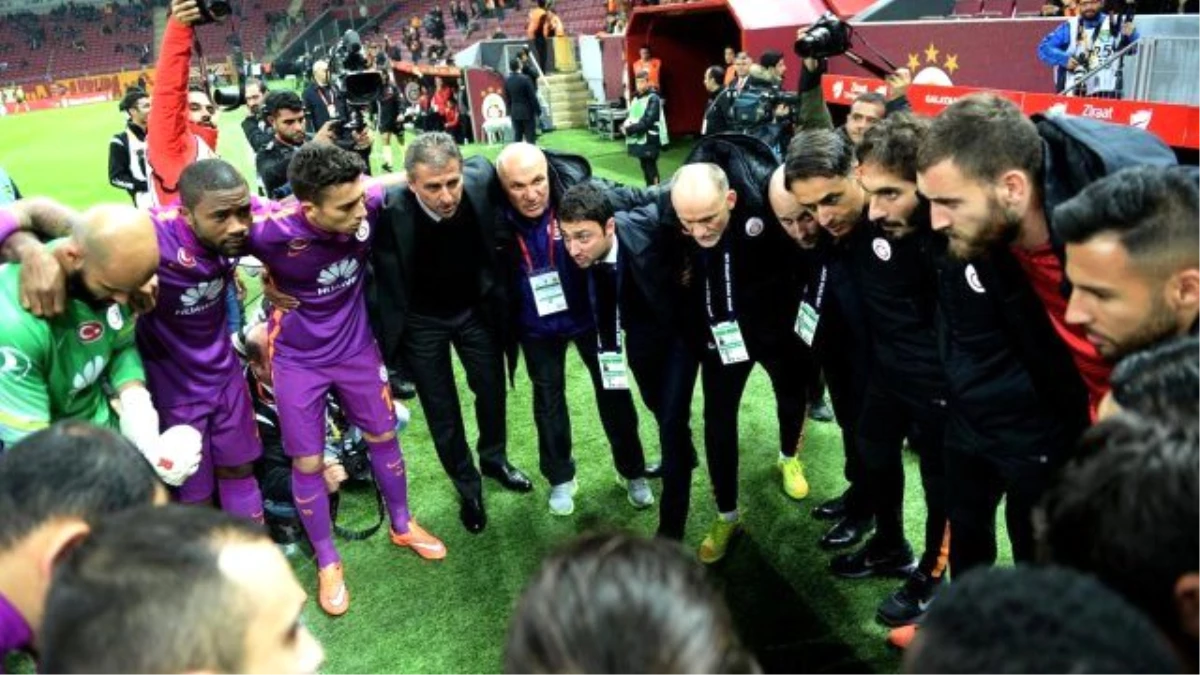 Galatasaray Transfer Yapacak mı Yoksa Çözüm Takım İçinden mi Bulunacak?