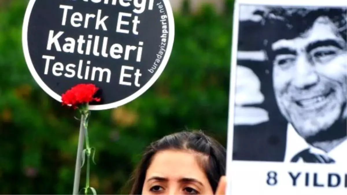 Hrant Dink\'e Bodrum\'da Karanfil ve Mumlu Anma