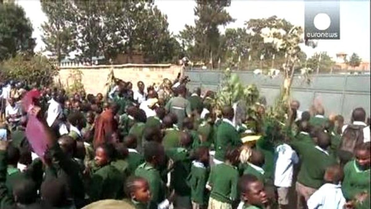Kenya\'da Benzerine Az Rastlanır Polis Müdahalesi
