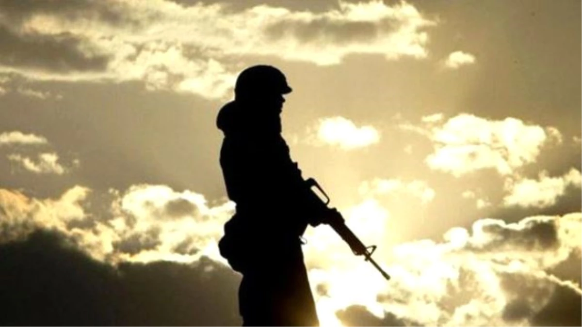 Nusaybin\'de Terhisine 15 Gün Kalan Asker İntihar Etti