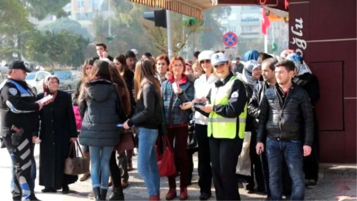 Polise Rağmen Geçtiler