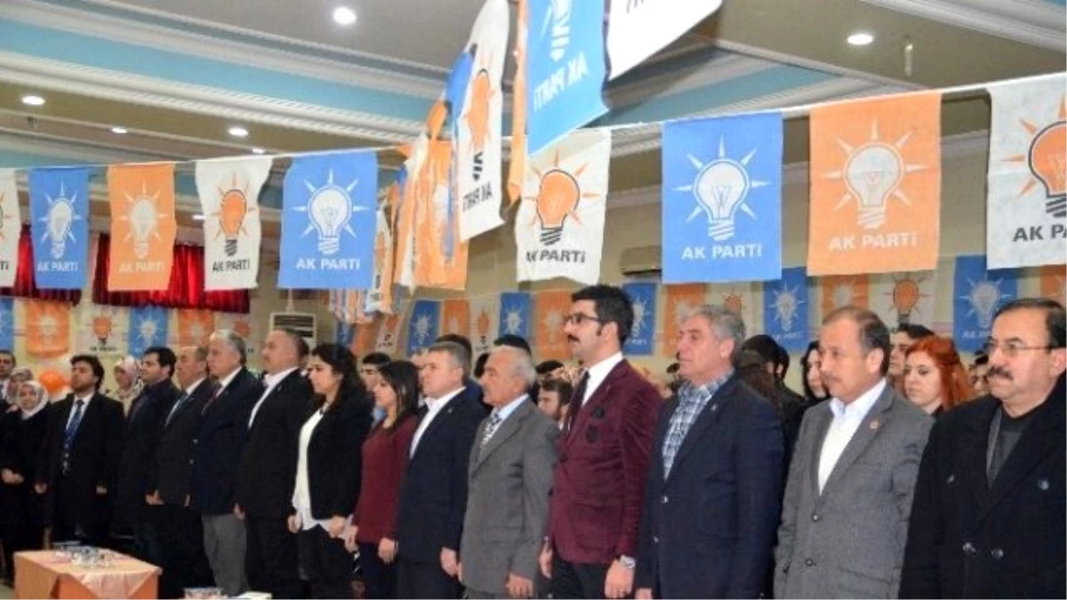 Tosya İtfaiyesi 2014 Yılında Başarılı Çalışmalara İmza Attı