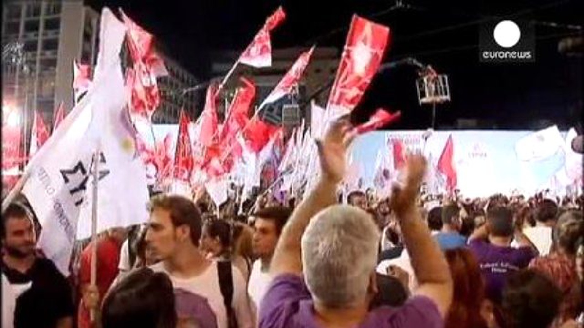 Yunanistan\'da Anketler Syriza\'yı Gösteriyor