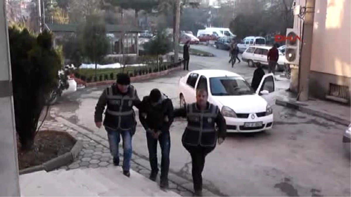 Akşehir - Yaşlı Kadını Dolandıran 2 Kişi Yakalandı