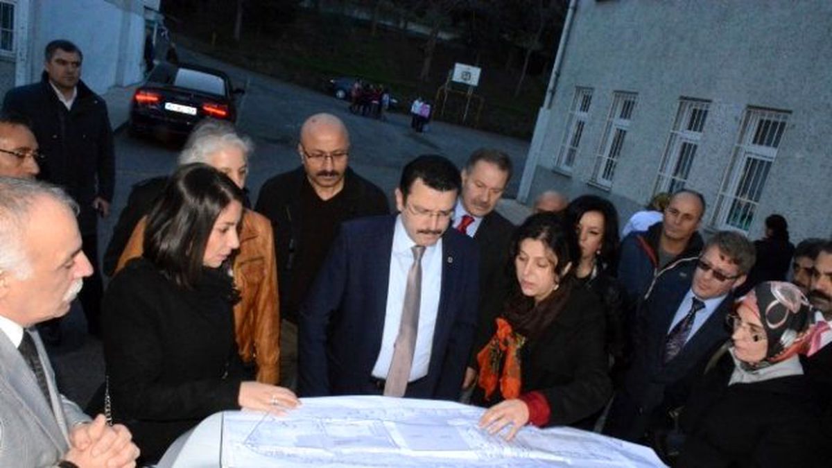 Başkan Genç, Bilim Sanat Merkezi\'nin Yerini İnceledi