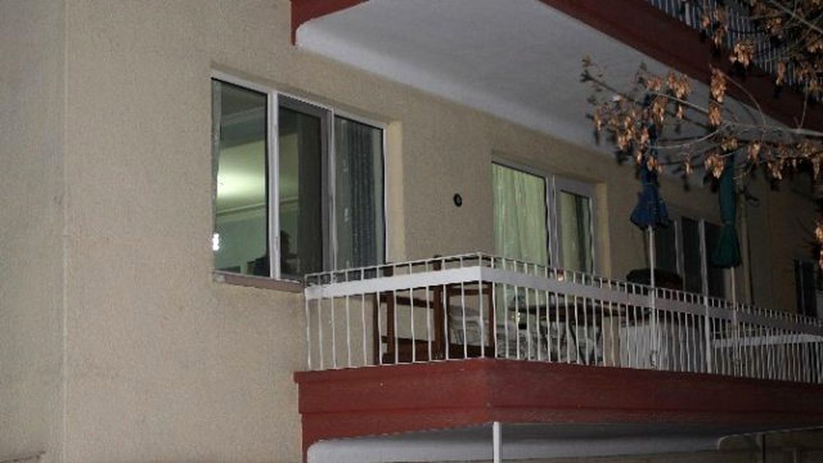 Başkent\'te Yangın: 1 Ölü
