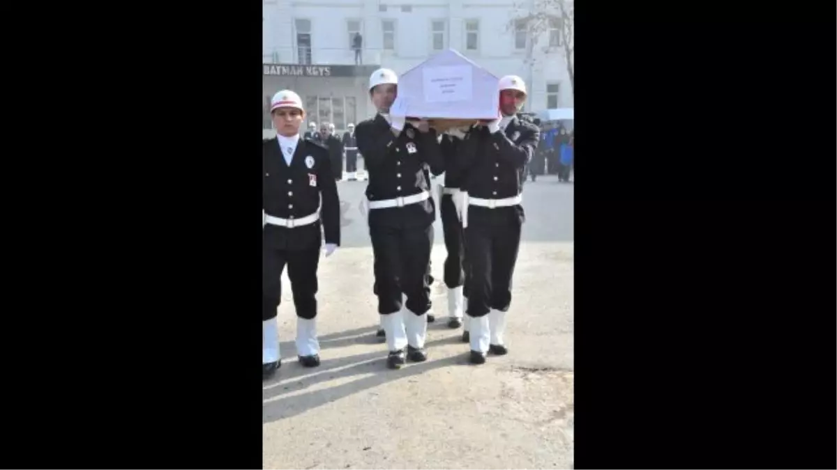 Beyin Kanaması Geçirerek Hayatını Kaybeden Polis Memuru İçin Tören Yapıldı