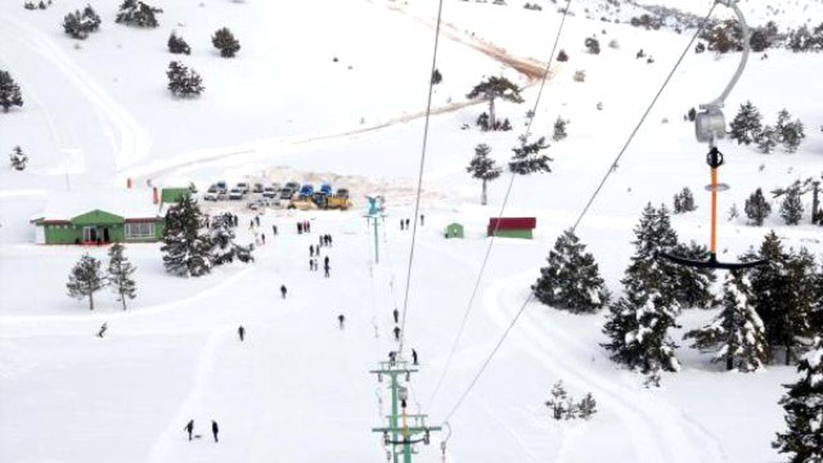 Salda Kayak Merkezinde Sezon Açılışı