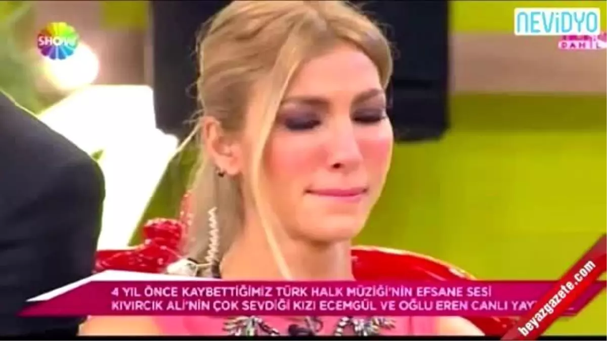 Çağla Şikel Gözyaşlarına Boğuldu