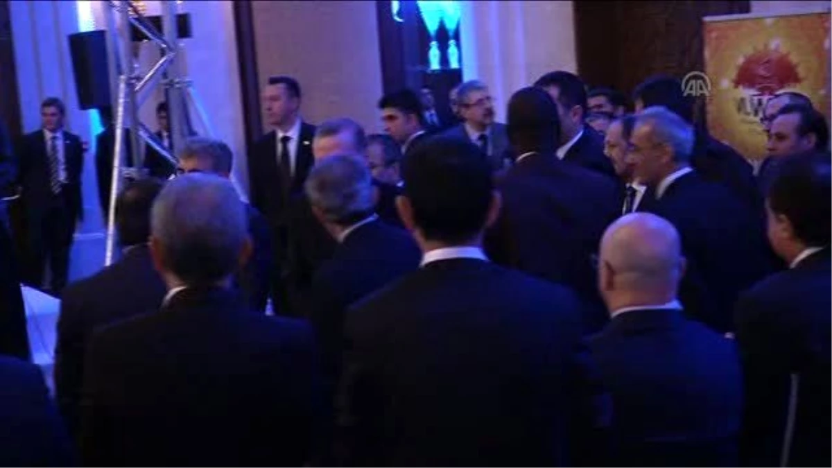 Erdoğan: "Petrolü ve Doğalgazı, Barışın ve Refahın Aracı Haline Dönüştüreceğiz"