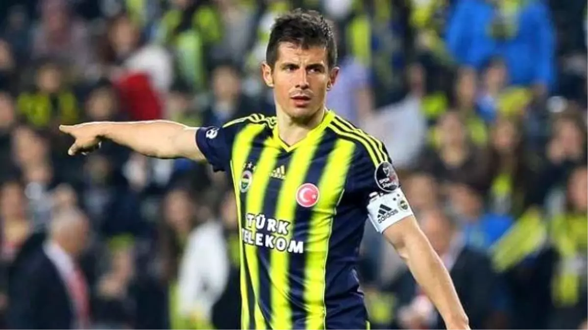 Fenerbahçeli Emre Belözoğlu, Altınordu Maçında Sakatlandı