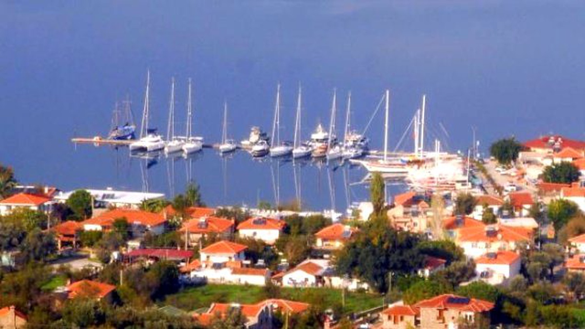 İzinsiz İskele, İhalesi Ertelendi