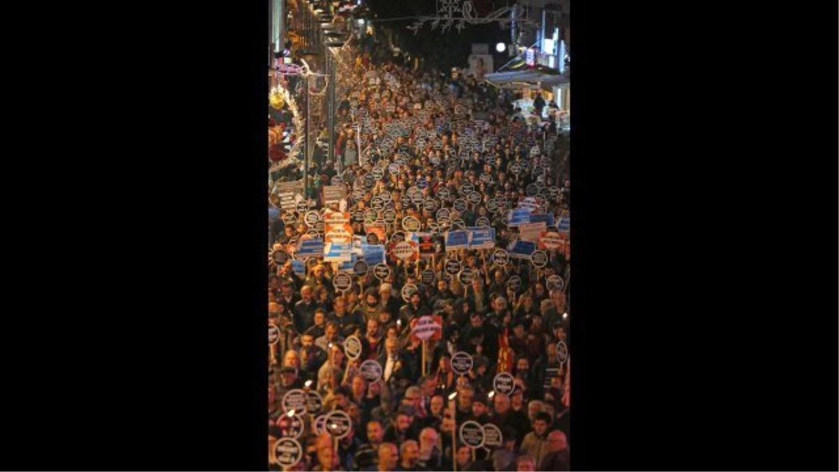 İzmir\'de Hrant Dink\'i Anma Yürüyüşü