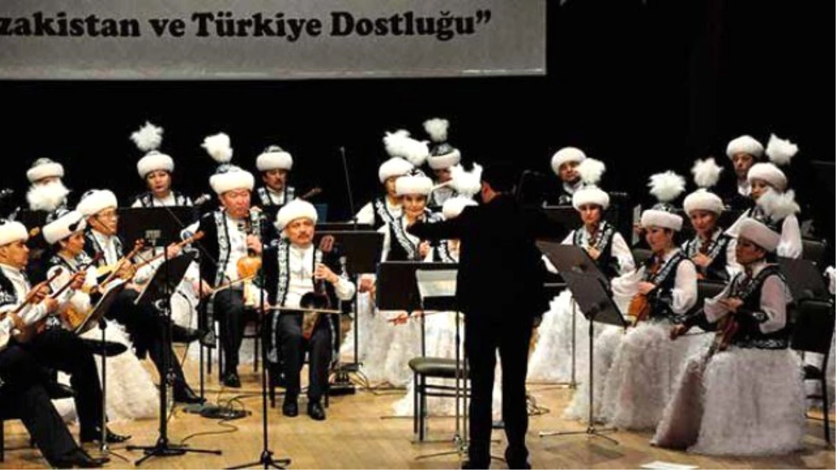 Türkiye\'de Kazakistan Dostluk Konseri