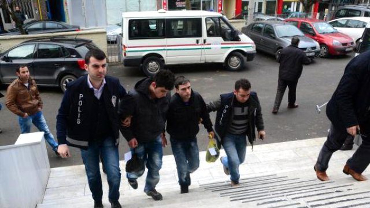 Market Soymak İsteyen 3 Kişi Tutuklandı