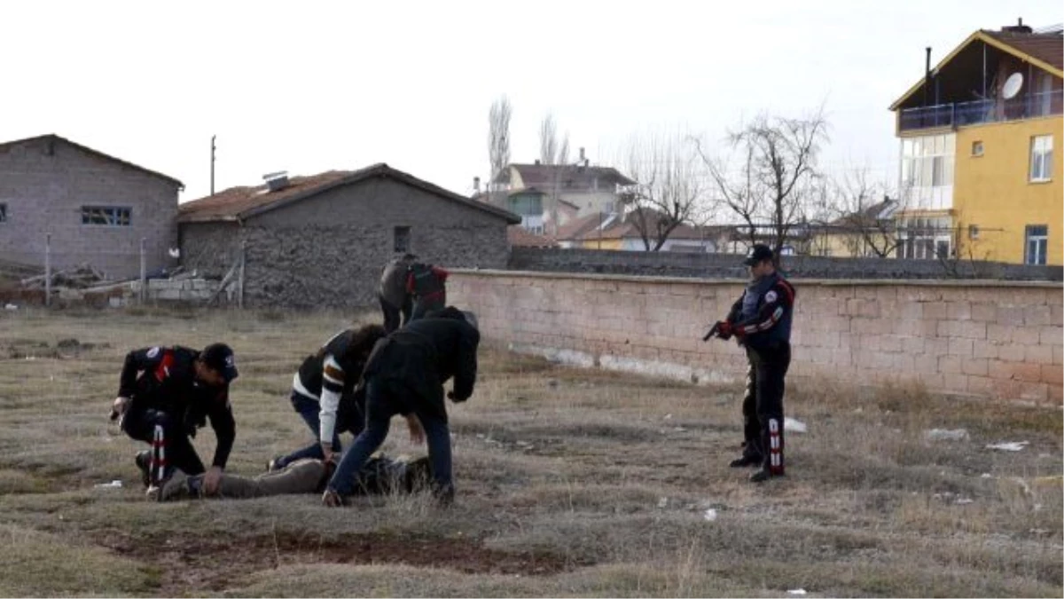 Aksaray Polisinden Gerçeğini Aratmayan Tatbikat