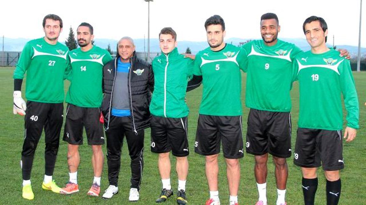 Roberto Carlos: Transfer Sezonu Daha Bitmedi