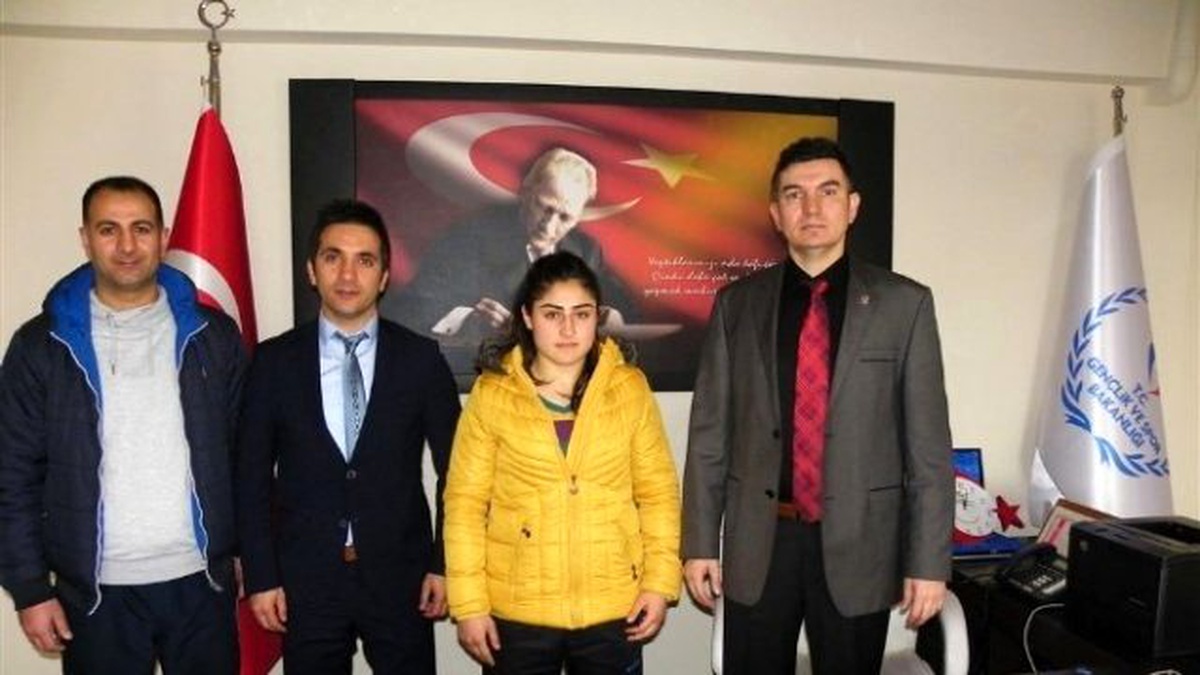 Şampiyon Boksörden Müdür Aydoğdu\'ya Ziyaret