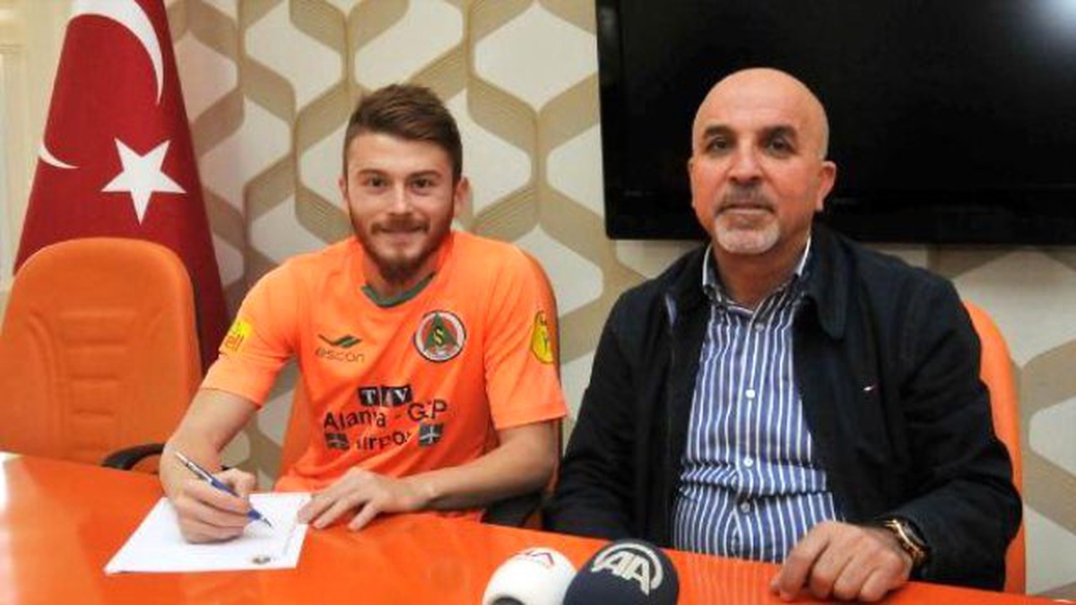 Alanyaspor Fenerbahçeli Gökay\'ı Aldı