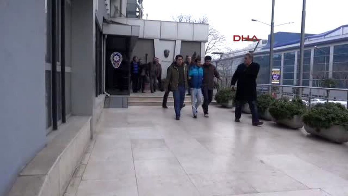 Bursa Arap İş Adamlarını Gasp Eden Sahte Polis Çetesi Çökertildi