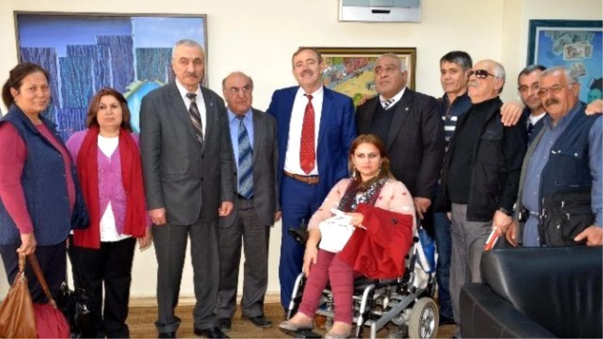Engelliler Konfederasyonu\'ndan Başkan Türk\'e Ziyaret