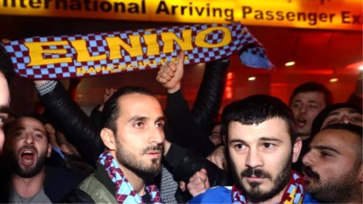 Erkan Zengin Trabzon\'da Meşalelerle Karşılandı