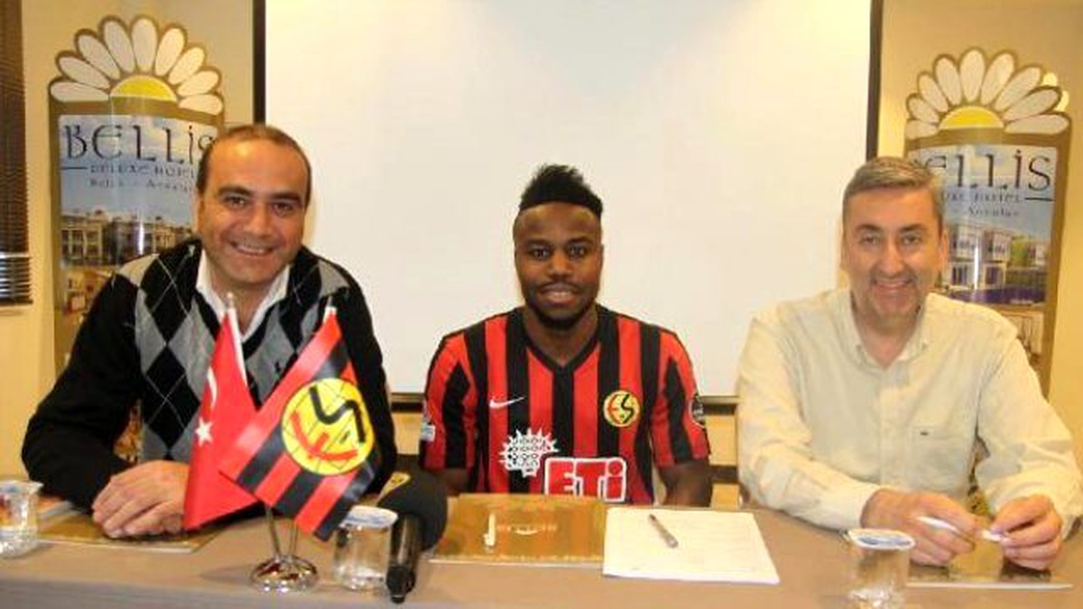 Eskişehirspor, Toko\'yu Transfer Etti