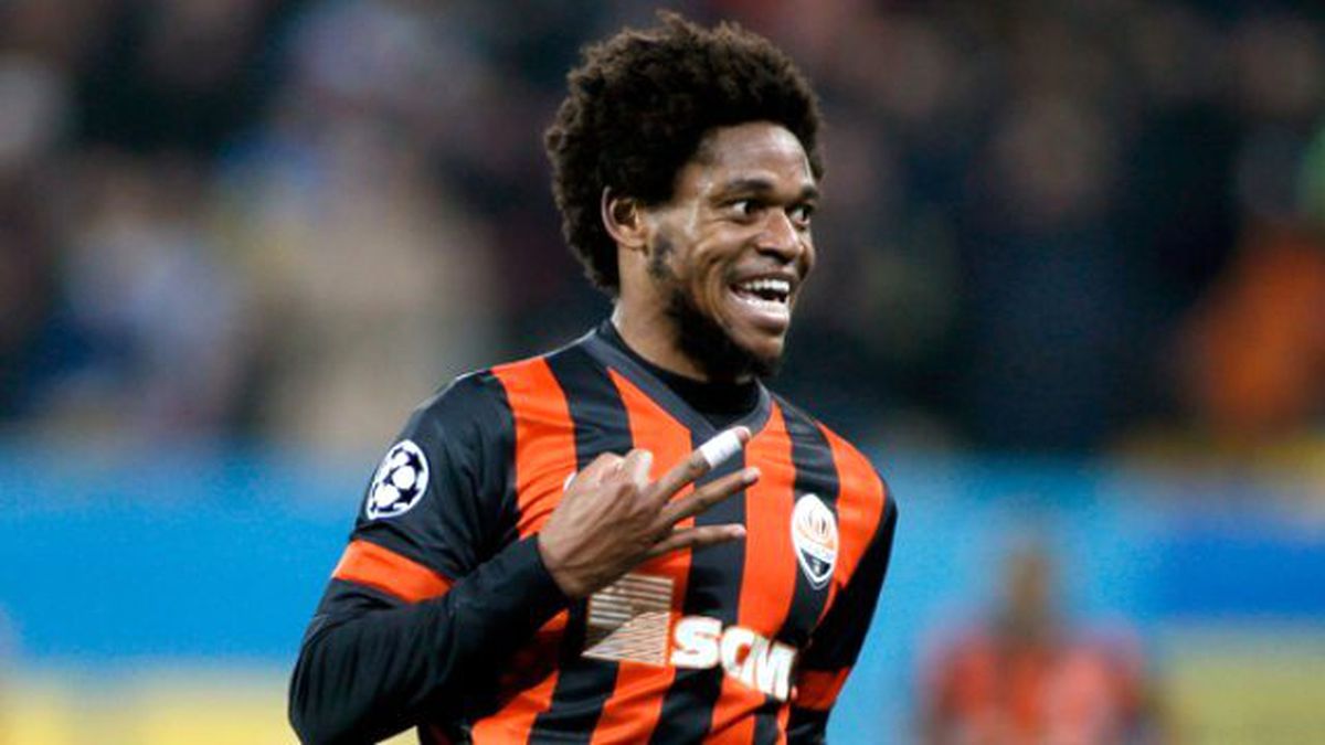 Fenerbahçe, Luis Adriano İçin 10 Milyon Euro İstenince Geri Adım Attı