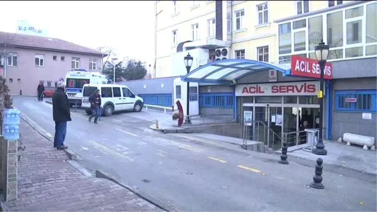 Gözaltına Alınan 24 Kişi, Muayeneden Geçirildi