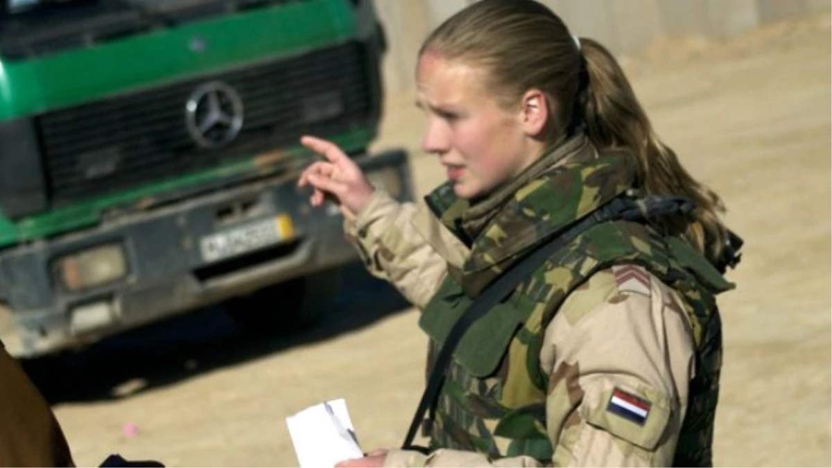 Hollandalı Kadın Askere Türk Sevgili Cezası
