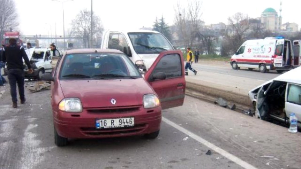 İnegöl\'de Zincirleme Kaza: 1 Ölü, 7 Yaralı