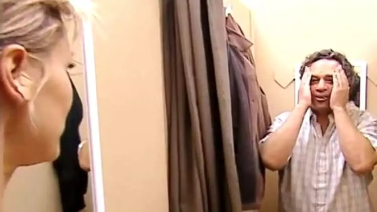 Kabinde Üstünü Değişen Kadınlar