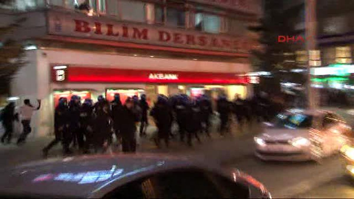 Kızılay\'da Polis Müdahalesi Ek