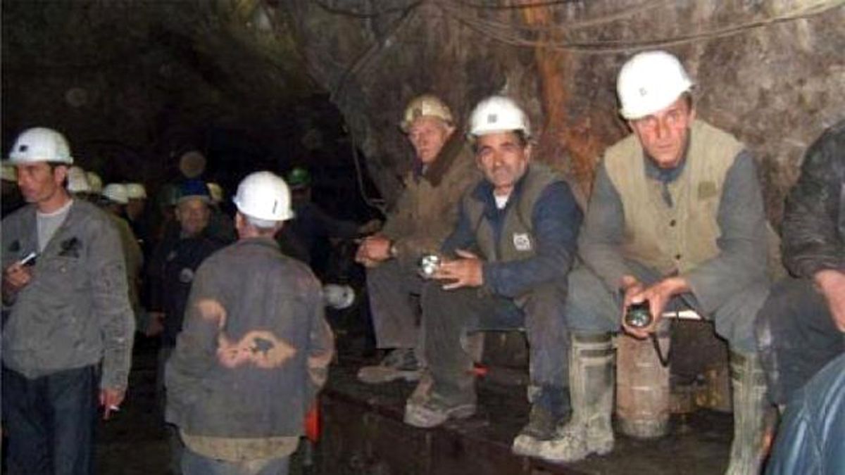 Kosova Başbakanı\'ndan, Madencilere "Grevi Sonlandırın" Çağrısı