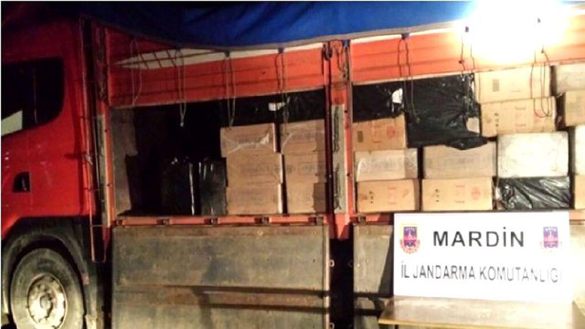 Mardin\'de 135 Bin Paket Kaçak Sigara Ele Geçirildi