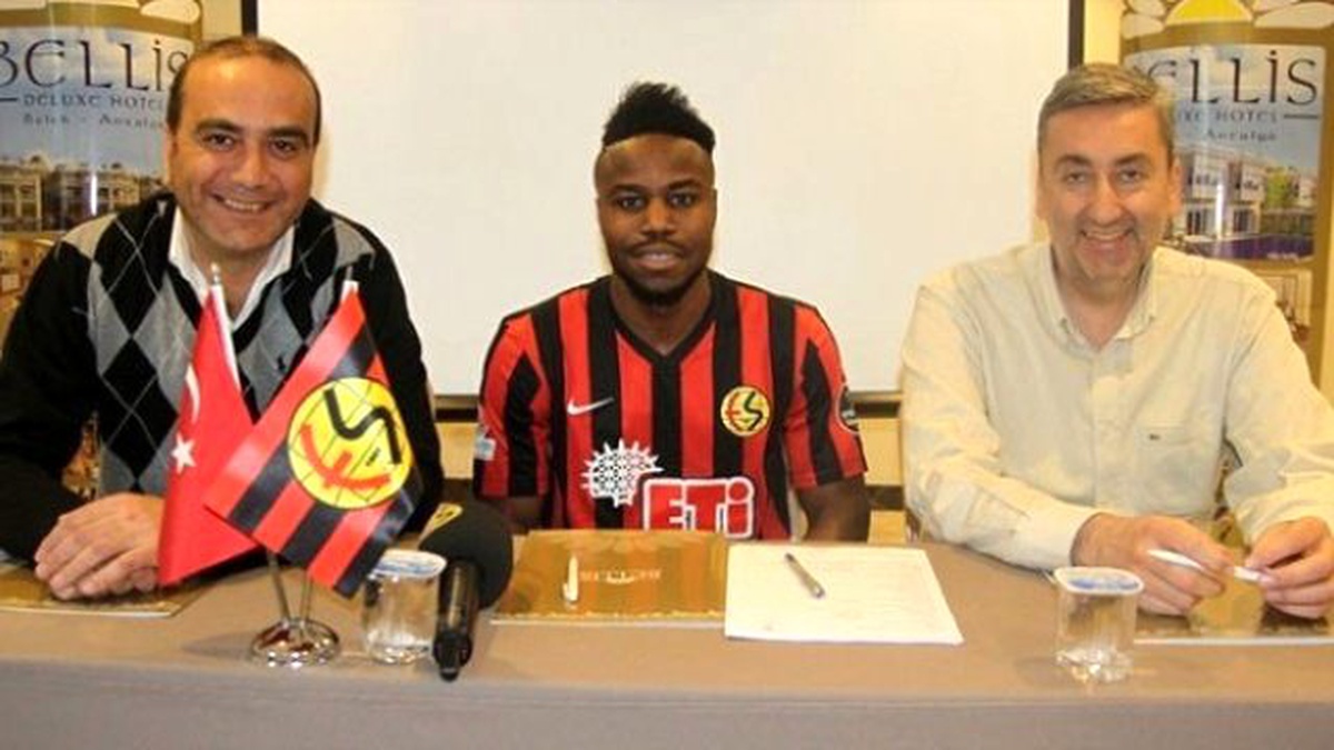 Nzuzi Bundebele Toko Eskişehirspor\'da