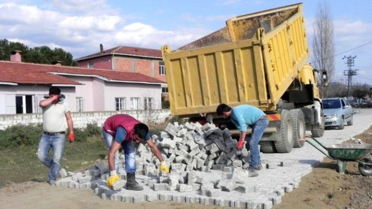 Ödemiş\'te Mahallelerdeki Çalışmalar Sürüyor