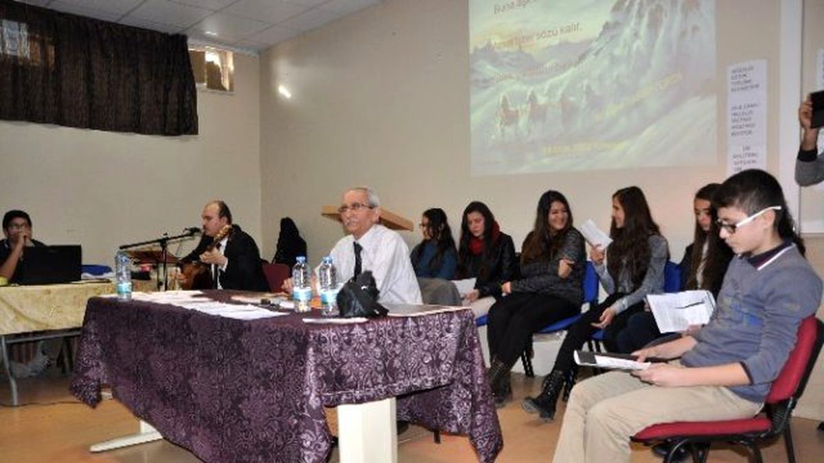 Şair Tanrıverdi\'den Öğrencilere Nasihat Açıklaması
