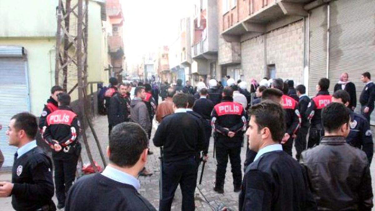 Şanlıurfa\'da Yol Verme Kavgası: 8 Yaralı