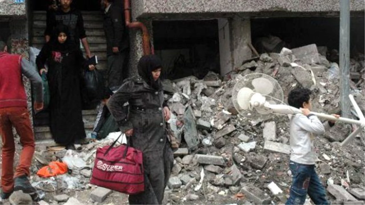 Savaştan Kaçan Suriyeliler, İstanbul\'da Dolandırıldı