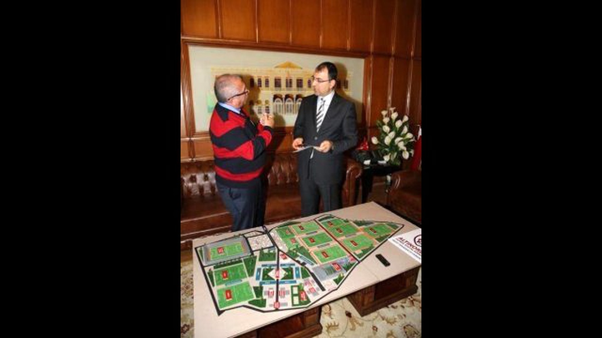 Altınordu, Vali Toprak\'ı Ziyaret Etti
