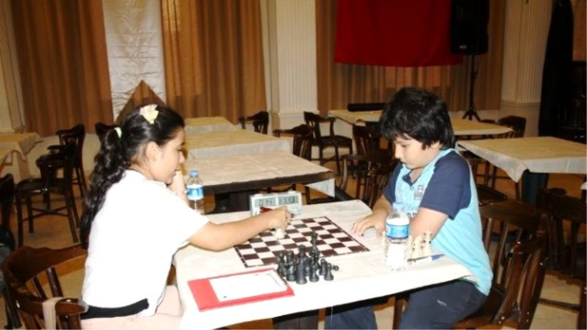 Ayvalık Satranç Kulübünden Yılın İlk Turnuvası