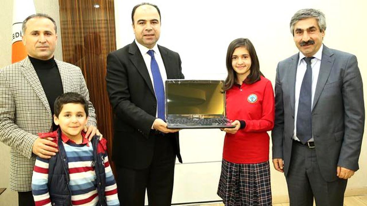 Başarılı Öğrenciler Ödüllendirildi