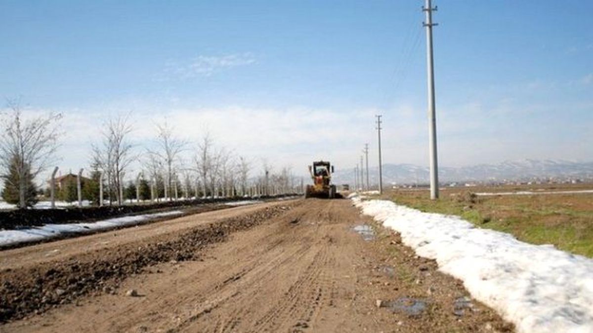 Bolvadinde Yol Onarım Çalışması