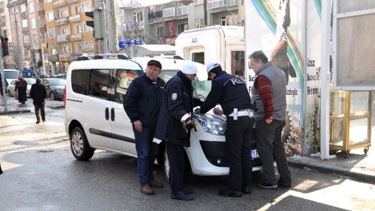 Bozüyük\'te Trafik Kazası: 1 Yaralı