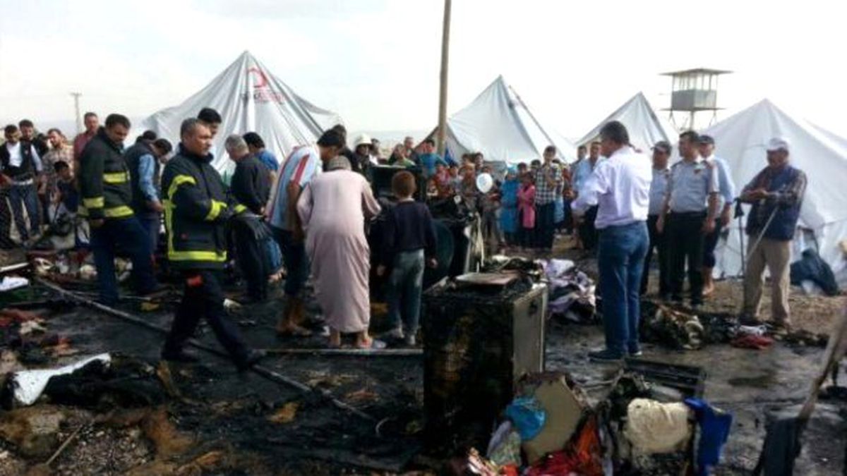 Kahramanmaraş\'ta Çadır Kentte Yangın: 1 Ölü, 1 Yaralı