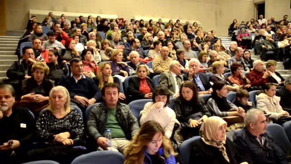 Dımdızlak' Adlı Tiyatro Oyunuyla Bodrum'da Sahnelendi