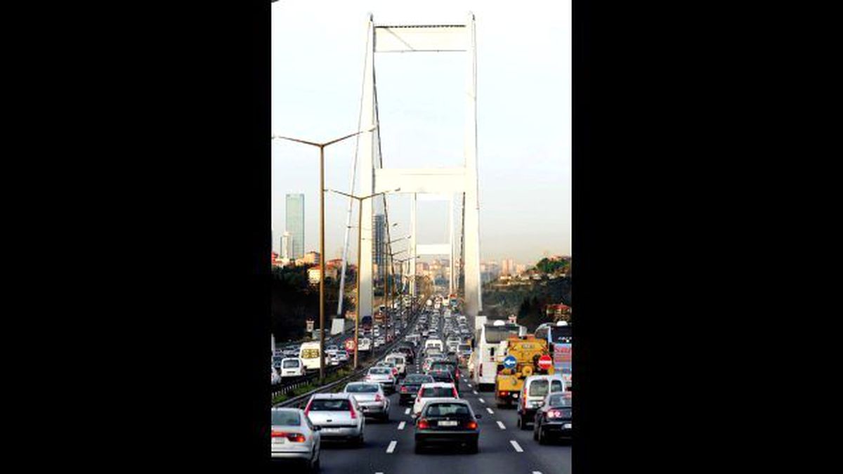 İstanbul Trafiği Daha Sıkışsa da Birinciliği Cakarta\'ya Kaptırdı