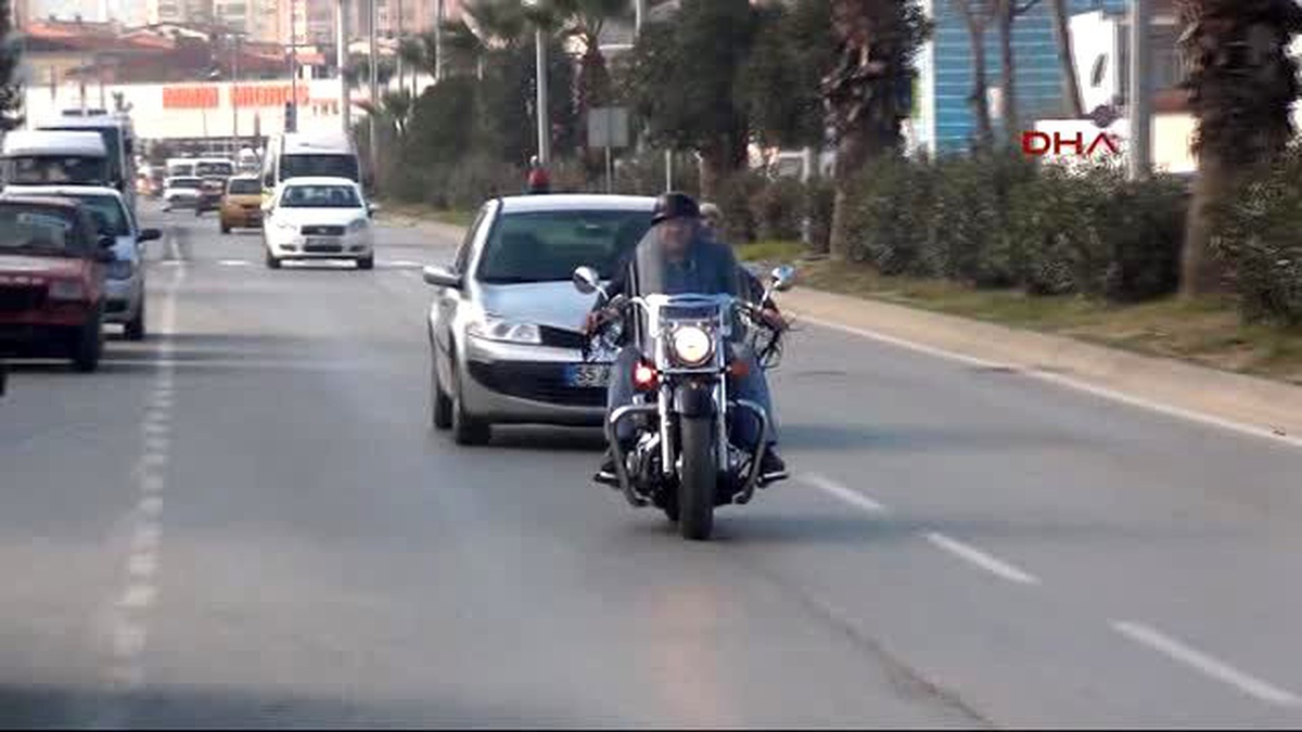 Samsun Motosikletli ve Köpeği